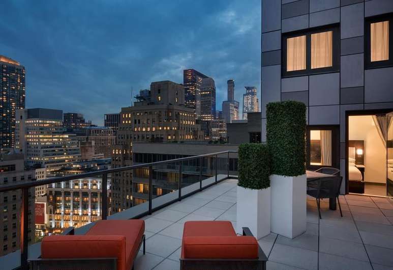 Manhattan View Inn